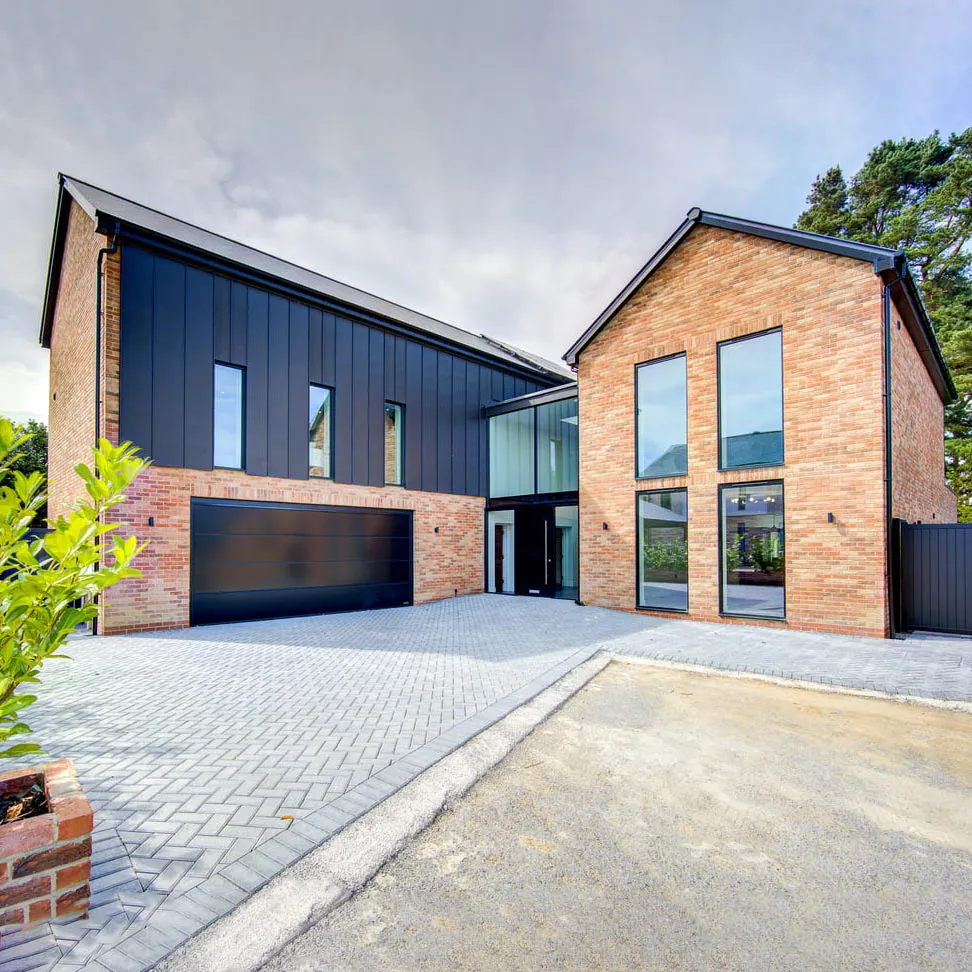 Urban Base - Luxury Properties